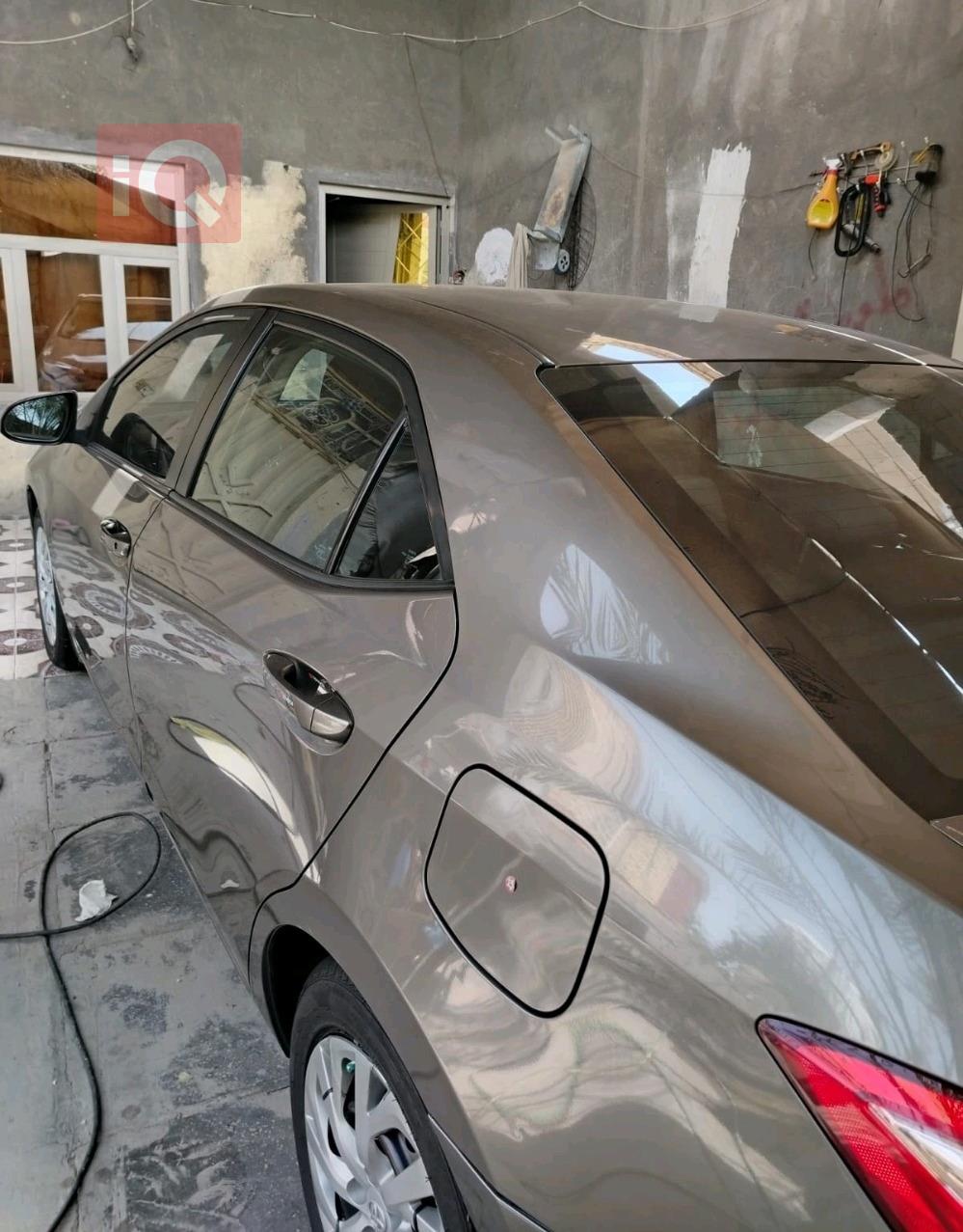 تۆیۆتا کۆرۆلا